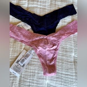 2 NWT Daily Lace low rise  Hanky Panky thongs